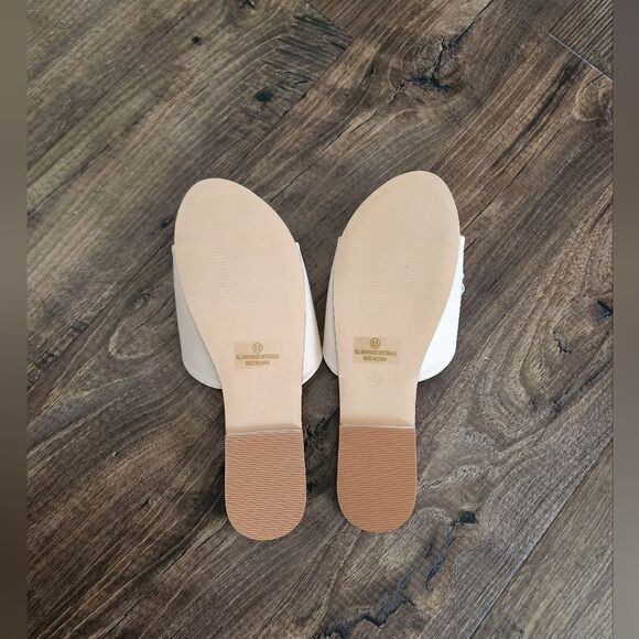 Rhinestone Slide Sandals Cream Size 8.5 - Picture 5 of 5